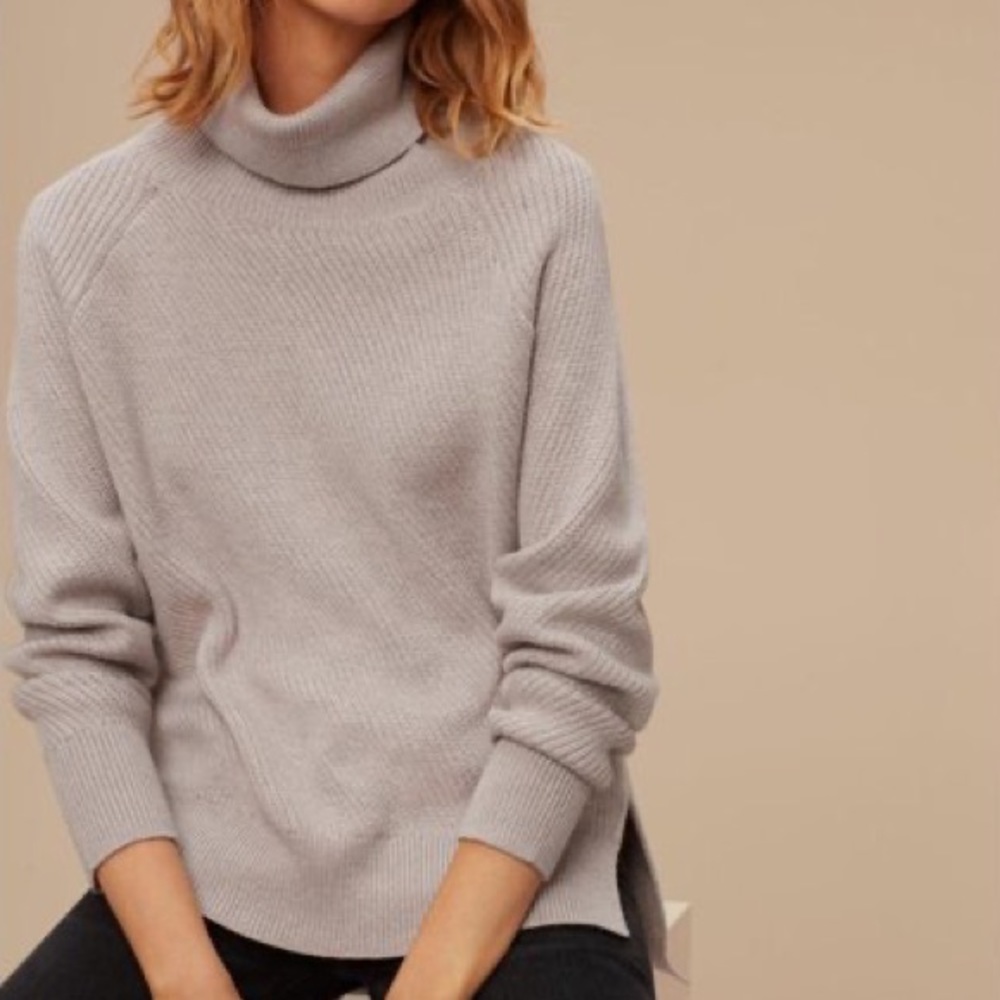 Wilfred Free Gray Lin Sweater